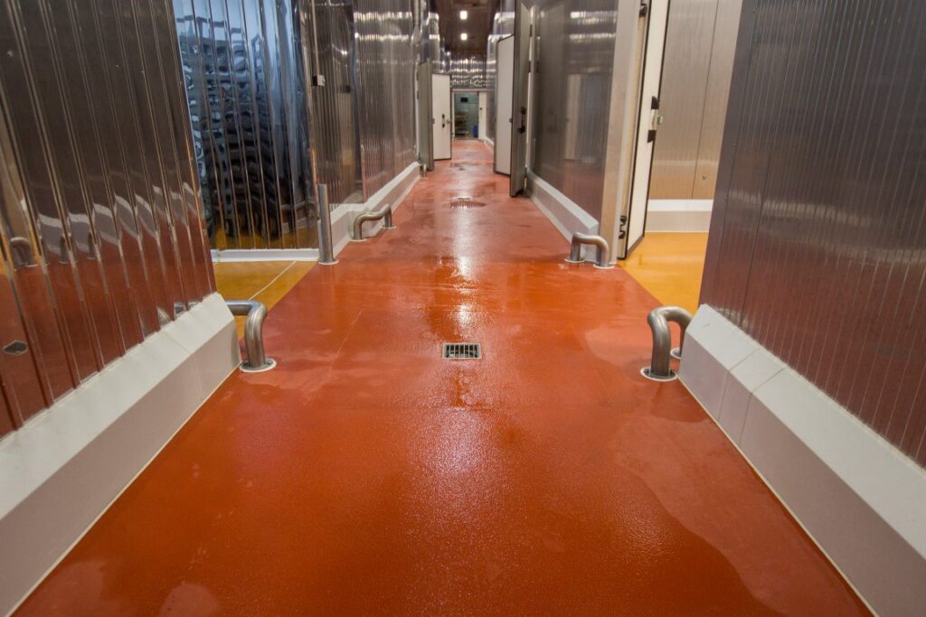 Over 1000 m2 of Flowfresh floors in the Seamor fish processing plant in Szczecin