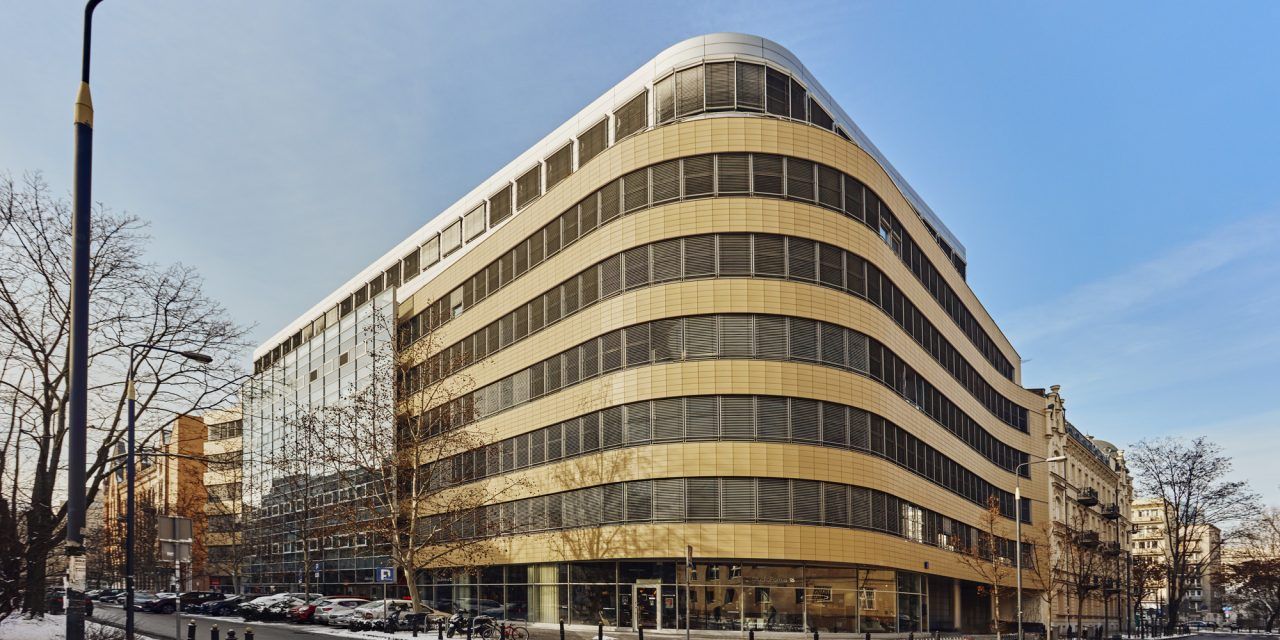 Savills: significant leases signed in Stratos Office Center in 2023